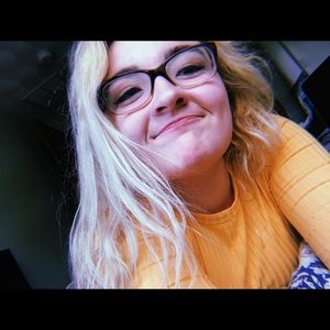 Meet your Posher, Jocelyn